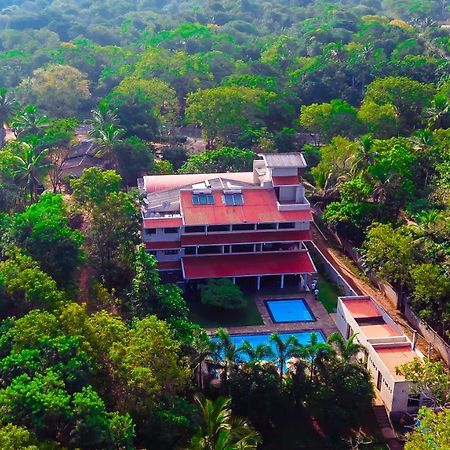 Lavendish Okrin Hotel Kataragama Exterior photo